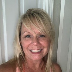 Meet your Posher, Julie